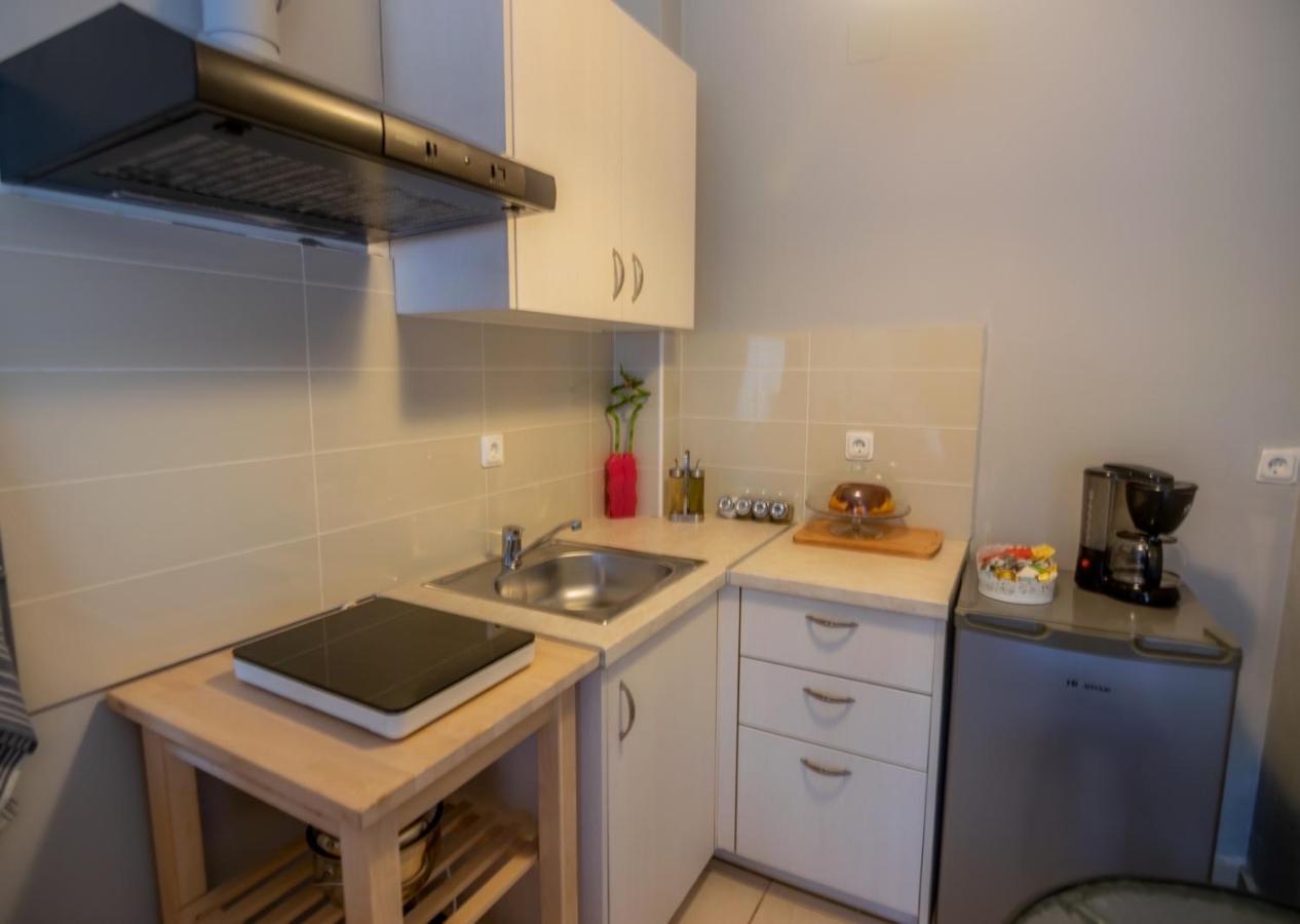 To Mikro Boutique Apartment Lefkada City Екстер'єр фото