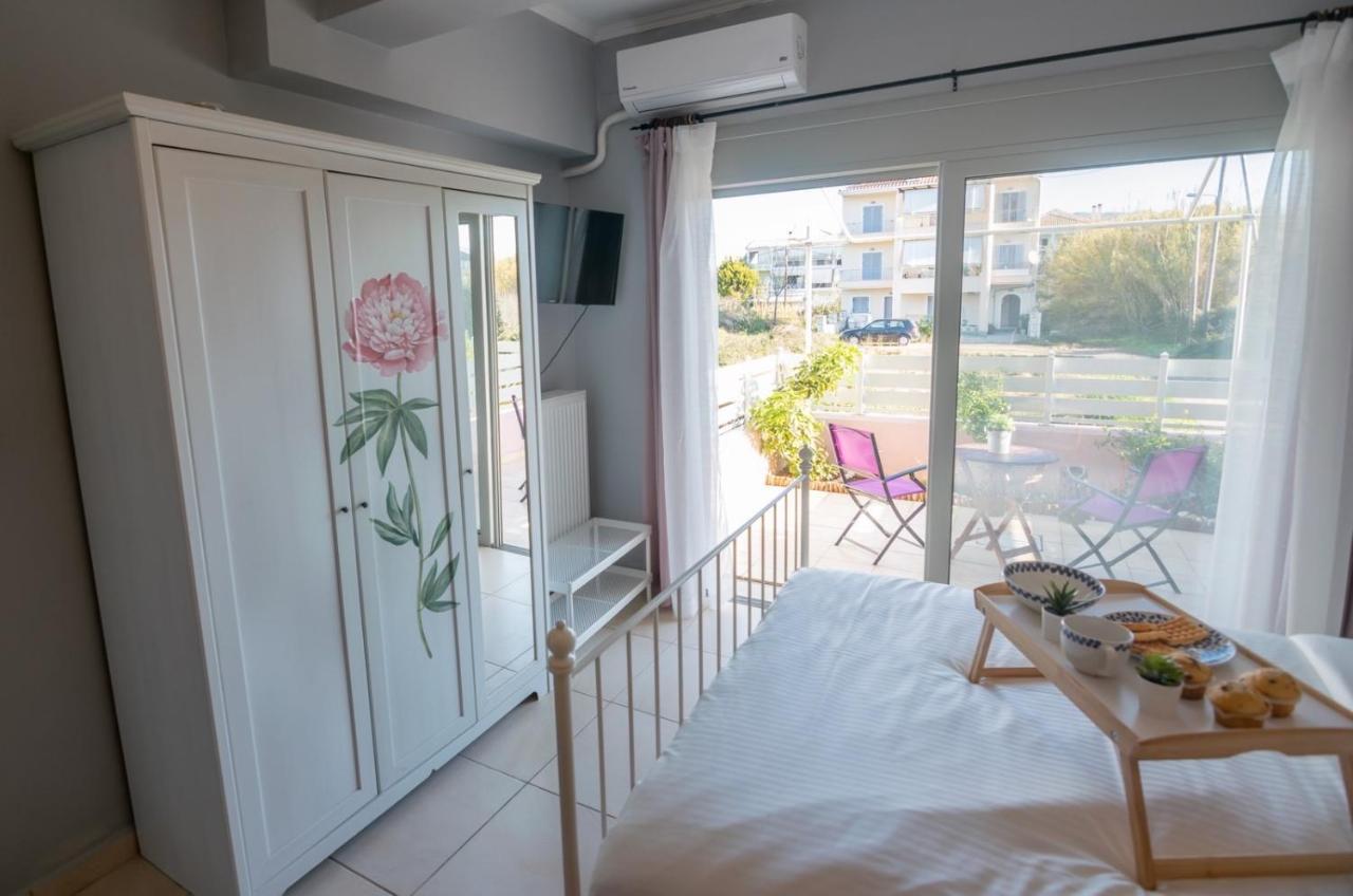 To Mikro Boutique Apartment Lefkada City Екстер'єр фото